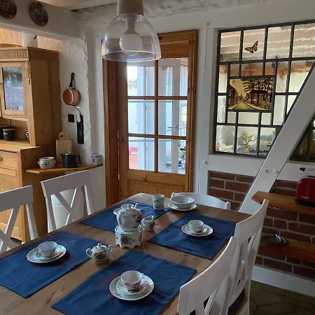 Lindenhuus-urlaub Unter Einem Teilreetdach-terrasse - Nahe Norden-norddeich *