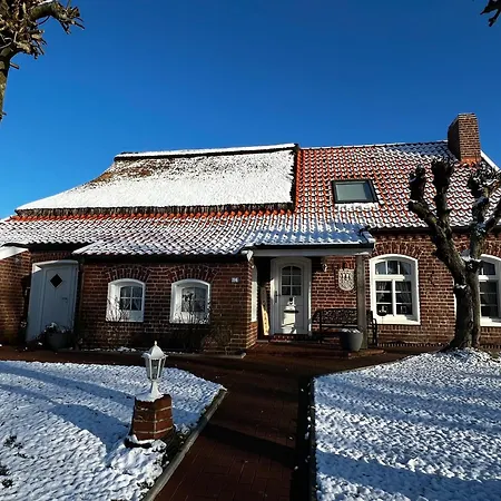 Holiday home Lindenhuus-urlaub Unter Einem Teilreetdach-terrasse - Nahe Norden-norddeich *