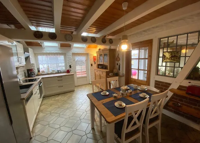 Hébergement de vacances Lindenhuus-urlaub Unter Einem Teilreetdach-terrasse - Nahe Norden-norddeich Osteel